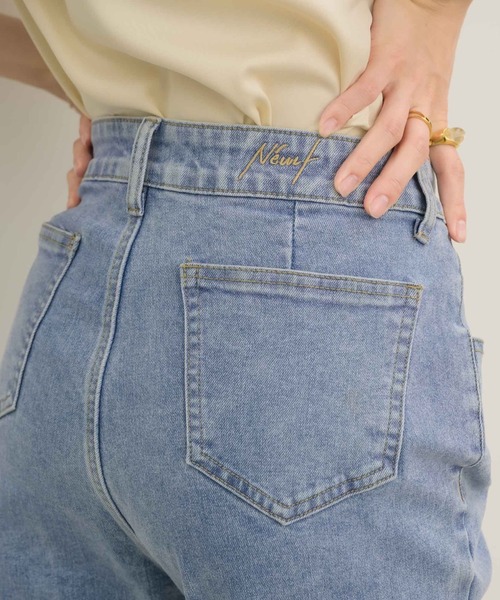 NEUNA（ヌナ）の「【NEUNA ORIGINAL】フレアデニム（デニムパンツ・レディース・ホワイト/ライトブルー・SMALL/MEDIUM/LARGE）」の12枚目の写真