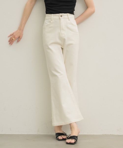 NEUNA（ヌナ）の「【NEUNA ORIGINAL】フレアデニム（デニムパンツ・レディース・ホワイト/ライトブルー・SMALL/MEDIUM/LARGE）」の14枚目の写真