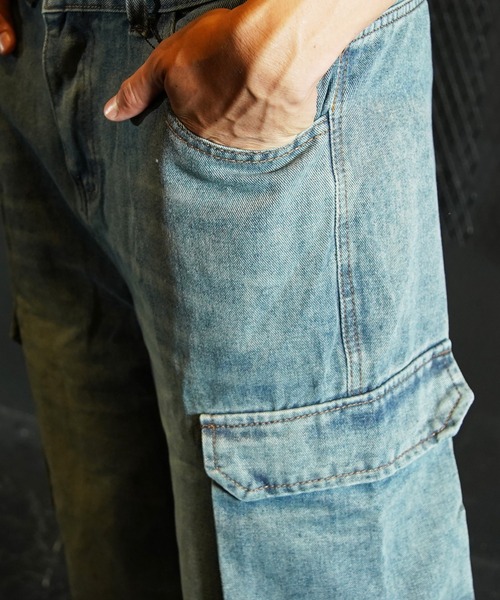 Beno（ビーノ）の「ワイドデニムカーゴパンツ（カーゴパンツ・メンズ・ブルー・MEDIUM/LARGE/X-LARGE）」の7枚目の写真