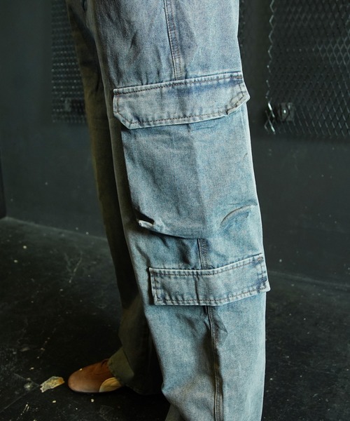 Beno（ビーノ）の「ワイドデニムカーゴパンツ（カーゴパンツ・メンズ・ブルー・MEDIUM/LARGE/X-LARGE）」の9枚目の写真