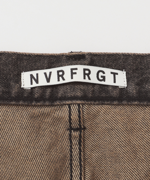 WISM(ウィズム)の「NVRFRGT / ネヴァーフォーゲット 3D TWISTED WIDE LEG JEANS MUD(デニムパンツ・メンズ・ライトブルー/ブラック系その他・1/2/3)」の17枚目の写真