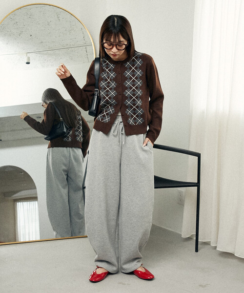 PUBLUX（パブリュクス）の「PUBLUX/パブリュクス アーガイル柄 ジャガード ニットカーデ　限定展開（カーディガン/ボレロ・レディース・ブラウン/ブラック/グレー・ﾌﾘ-）」の22枚目の写真