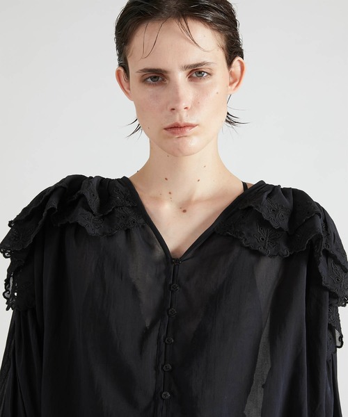 crinkle crinkle crinkleフリル付き黒長袖ブラウス crinkle crinkle crinkle】scallop frill blouse/スカラップフリル