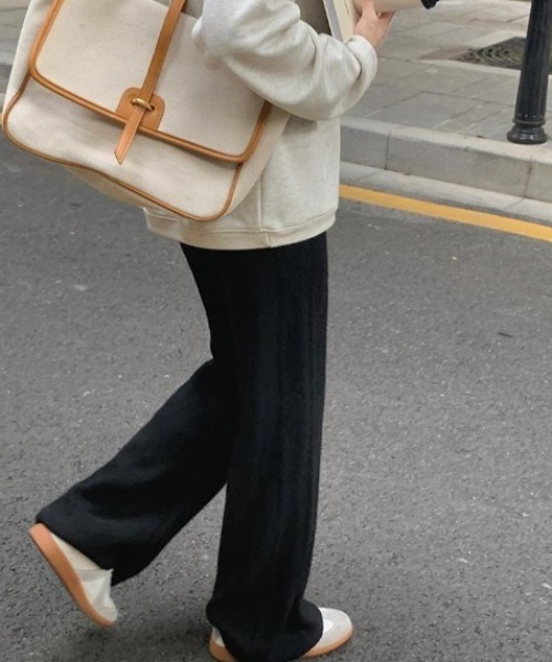 cammie（キャミー）の「サイド編み模様ニットワイドパンツ（その他パンツ・レディース・ブラック/グレー/アイボリー/ベージュ・F）」の9枚目の写真