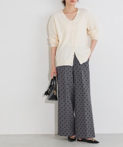 Pierrot（ピエロ）の「フロッキードットワイドパンツ（その他パンツ・レディース・ブラック/チャコール・L/M/PM）」の4枚目の写真