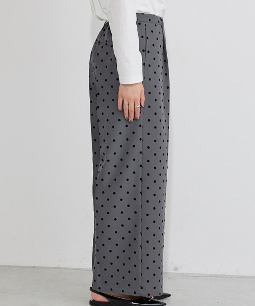 Pierrot（ピエロ）の「フロッキードットワイドパンツ（その他パンツ・レディース・ブラック/チャコール・L/M/PM）」の16枚目の写真