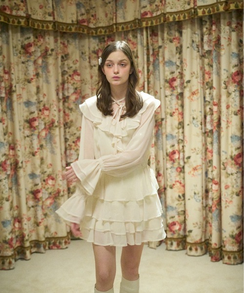 Lovilyn（ラヴィリン）の「ラッフルフリルチョーカーワンピース（ワンピース・レディース・ホワイト/ホワイト系その他/ブラウン・FREE）」の21枚目の写真