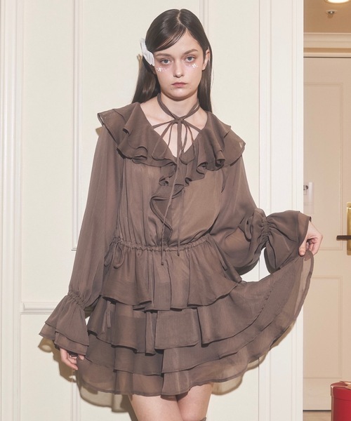 Lovilyn（ラヴィリン）の「ラッフルフリルチョーカーワンピース（ワンピース・レディース・ホワイト/ホワイト系その他/ブラウン・FREE）」の16枚目の写真