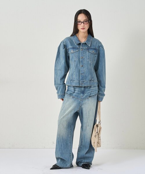 WHO'S WHO gallery（フーズフーギャラリー）の「【WEB限定】パフスリーブデニムジャケット（デニムジャケット・レディース・ブラウン/ネイビー/サックスブルー・FREE）」の16枚目の写真