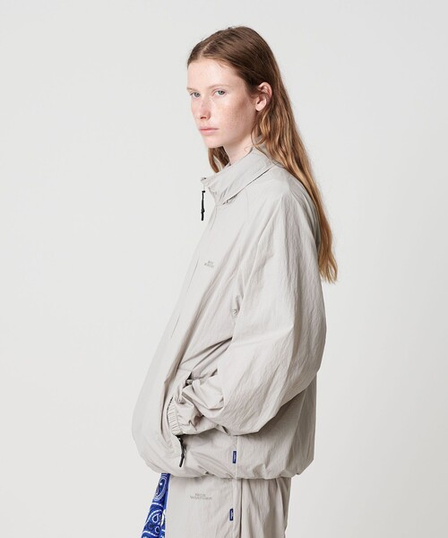 セール】＜NICE WEATHER＞ナイロン スタンドブルゾン（ナイロン