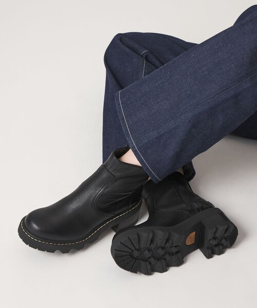 SOREL（ソレル）の「＜SOREL＞ JOAN NOW ZIP SBT（ブーツ・レディース・モカ/ブラック・US 6/US 7H/US 8/US 7/US 8H/US 6H）」の4枚目の写真