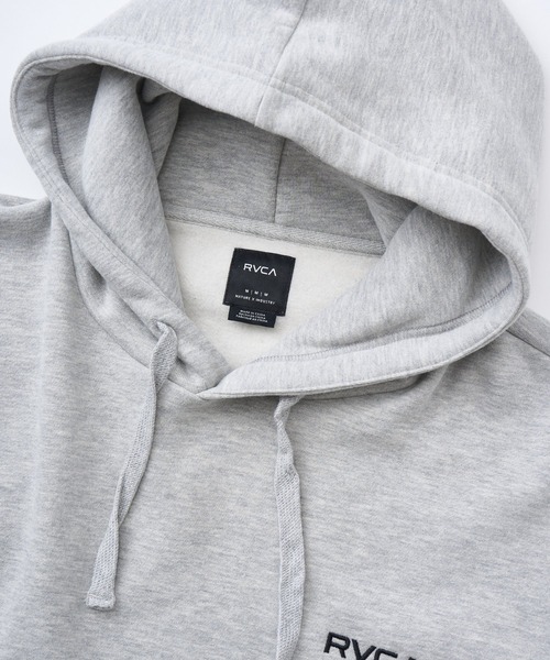 RVCA（ルーカ）の「RVCA メンズ BACK SIDE ARCH RVCA HD パーカー 【2025年秋冬モデル】 @autumn/ルーカバックデザインビッグロゴプルオーバーパーカー・フーディー（パーカー・メンズ・ベージュ系その他/ブラック/クリーム/ヘザーグレー・SMALL/MEDIUM/LARGE/X-LARGE）」の12枚目の写真