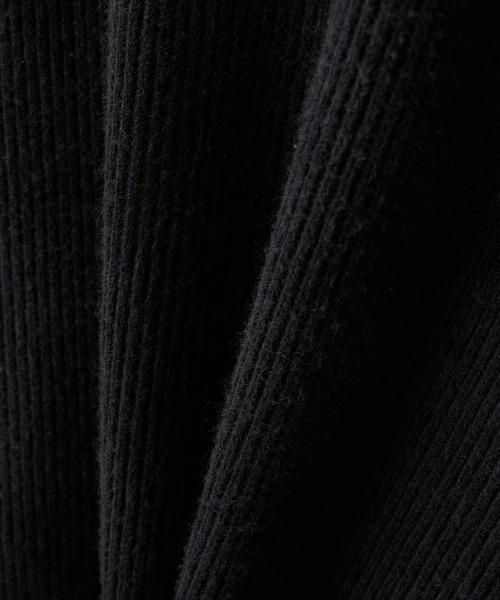 Alfred Alex（アルフレッドアレックス）の「【Alfred Alex】ヴィンテージライク ラバースプレー加工 オーバーサイズリブニット（ニット/セーター・メンズ・ブラック/ネイビー/レッド/グレー・L/M）」の8枚目の写真