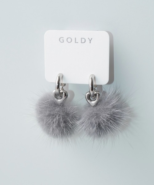 GOLDY（ゴールディ）の「ミンク ファー × メタル ハート イヤリング（イヤリング・レディース・ブラウン/アイボリー/グレー・FREE）」の2枚目の写真