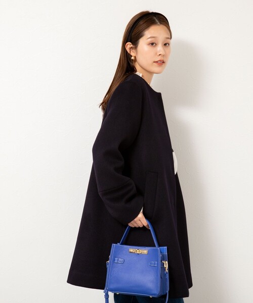 NOLLEY'S（ノーリーズ）の「ブローチ付きAラインノーカラーコート