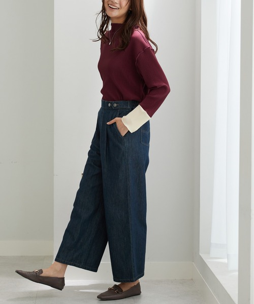 BELLUNA PLUS（ベルーナ）の「プリーツ素材配色デザインプルオーバー（Tシャツ/カットソー・レディース・ブラック系/ボルドー/ネイビー系・LARGE/X-LARGE/MEDIUM）」の19枚目の写真
