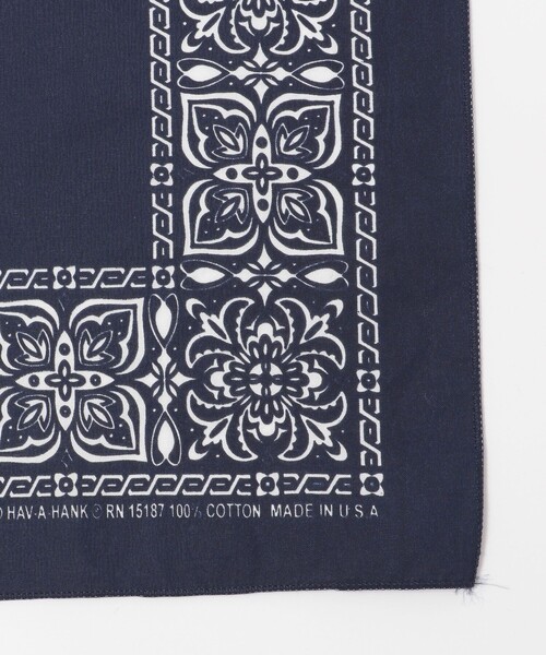 SHIPS（シップス）の「SHIPS×TAKE IVY:『TAKE NVY』MADE IN USA ペイズリー バンダナ（バンダナ/スカーフ・メンズ・ブラック/ネイビー/ピンク/ホワイト/ライトブルー・ONE SIZE）」の11枚目の写真