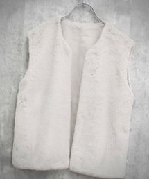 SHISKY（シスキー）の「フェイクファーベスト（ベスト）」