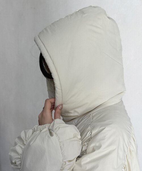 Chez toi(シェトワ)の「ティアードギャザーダウン(ダウンジャケット/コート・レディース・アイボリー/ブラック・FREE)」の12枚目の写真