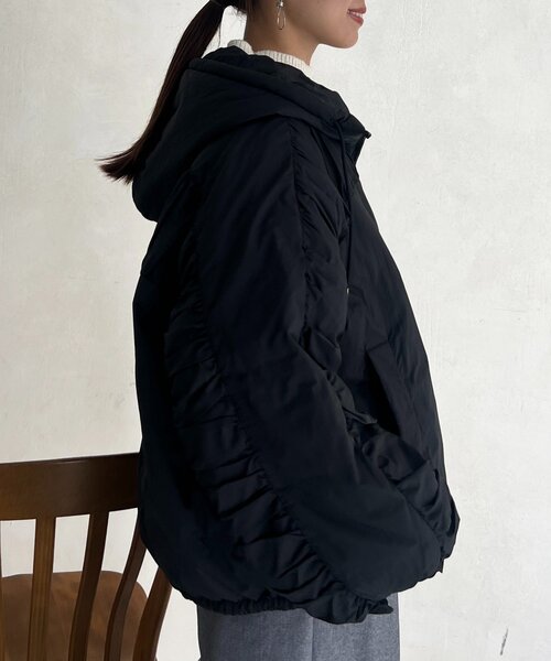 Chez toi(シェトワ)の「ティアードギャザーダウン(ダウンジャケット/コート・レディース・アイボリー/ブラック・FREE)」の21枚目の写真