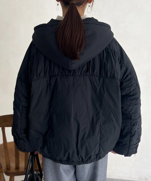 Chez toi(シェトワ)の「ティアードギャザーダウン(ダウンジャケット/コート・レディース・アイボリー/ブラック・FREE)」の22枚目の写真