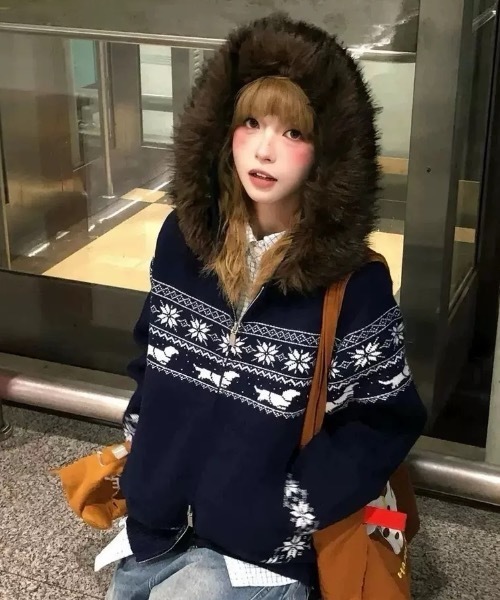 セール】ノルディック柄ファー付きニットパーカー（Tシャツ/カットソー