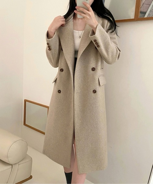 AMAJI(アマジ)の「ウールタッチダブルボタンコート(チェスターコート・レディース・ベージュ/ホワイト/ブラウン/ブラック・FREE)」の1枚目の写真