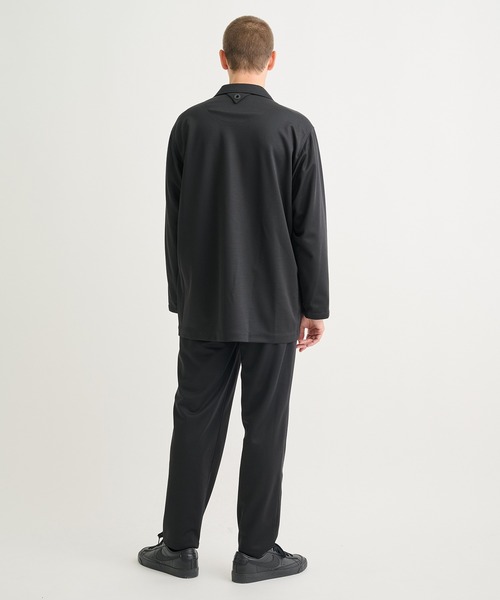 WHITE MOUNTAINEERING(ホワイトマウンテニアリング)の「【White Mountaineering / ホワイトマウンテニアリング】別注 JERSEY TUCK EASY TAPARED PANTS(スラックス・メンズ・ダークグレー/ブラック・2/1/0)」の6枚目の写真