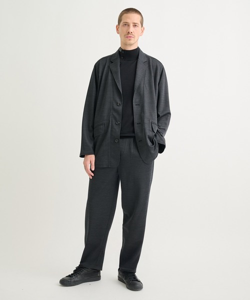 WHITE MOUNTAINEERING(ホワイトマウンテニアリング)の「【White Mountaineering / ホワイトマウンテニアリング】別注 JERSEY TUCK EASY TAPARED PANTS(スラックス・メンズ・ダークグレー/ブラック・2/1/0)」の9枚目の写真