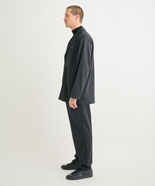 WHITE MOUNTAINEERING(ホワイトマウンテニアリング)の「【White Mountaineering / ホワイトマウンテニアリング】別注 JERSEY TUCK EASY TAPARED PANTS(スラックス・メンズ・ダークグレー/ブラック・2/1/0)」の10枚目の写真