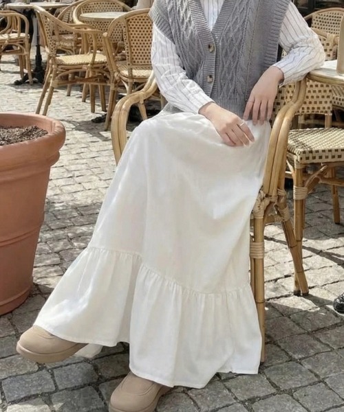 cammie(キャミー)の「裾フリルスカート(スカート・レディース・ブラック/ホワイト/ベージュ・F)」の7枚目の写真