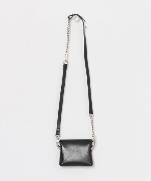URBAN RESEARCH ROSSO WOMEN（アーバンリサーチ　ロッソ）の「YENN　CHAIN BELT POUCH（ショルダーバッグ・レディース・ブラック・FREE）」の4枚目の写真