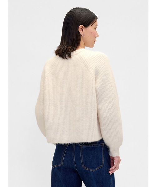 GAP(ギャップ)の「ふわもこ シェーカーステッチ カーディガン(カーディガン/ボレロ・レディース・ベージュ/ライトブルー・M/S/XS/XXS/XL/L)」の5枚目の写真