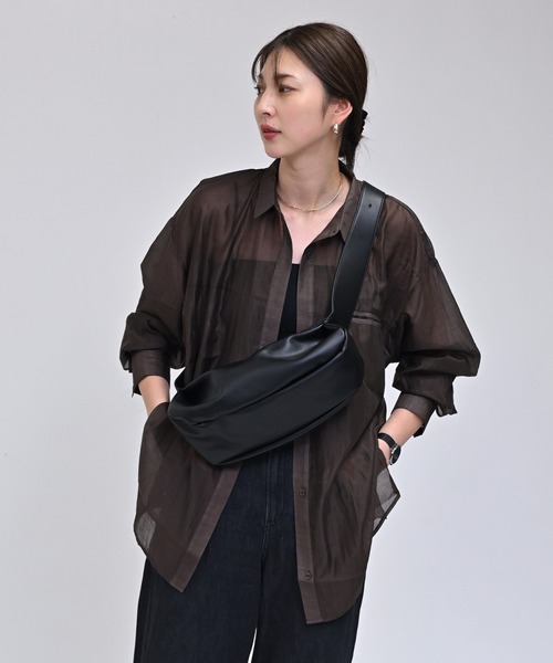 enlit(エンリット)の「【 enlit 】 ソフト ワンショルダー ボディーバッグ / ショルダーバッグ(ショルダーバッグ・レディース・アイボリー/ブラック/アッシュブラウン/ブラウン・FREE)」の11枚目の写真