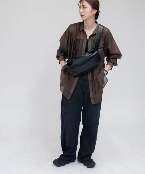 enlit(エンリット)の「【 enlit 】 ソフト ワンショルダー ボディーバッグ / ショルダーバッグ(ショルダーバッグ・レディース・アイボリー/ブラック/アッシュブラウン/ブラウン・FREE)」の14枚目の写真