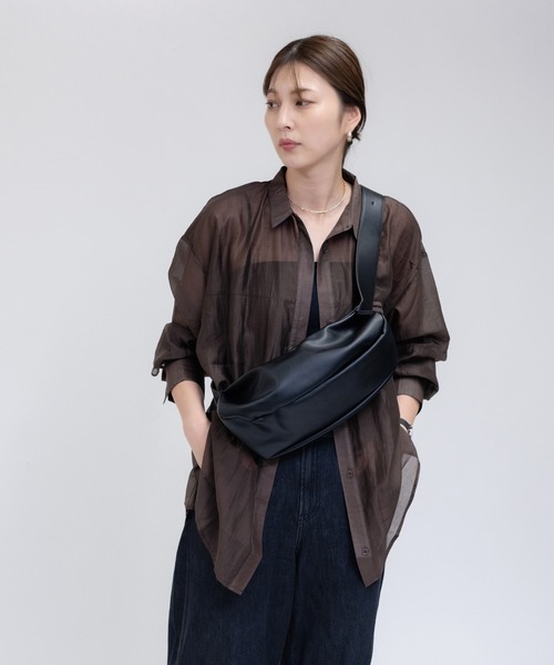 enlit(エンリット)の「【 enlit 】 ソフト ワンショルダー ボディーバッグ / ショルダーバッグ(ショルダーバッグ・レディース・アイボリー/ブラック/アッシュブラウン/ブラウン・FREE)」の13枚目の写真