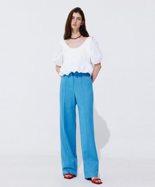 WNDERKAMMER(ブンダーカンマー)の「ピンタックストレートトラウザーズ_ライトブルー(その他パンツ・レディース・その他・MEDIUM/SMALL/X-SMALL)」の4枚目の写真