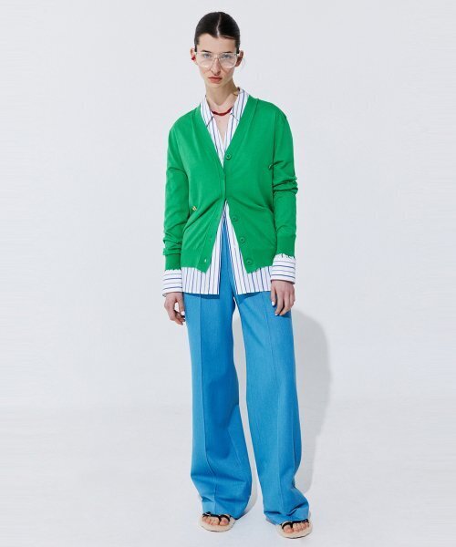 WNDERKAMMER(ブンダーカンマー)の「ピンタックストレートトラウザーズ_ライトブルー(その他パンツ・レディース・その他・MEDIUM/SMALL/X-SMALL)」の9枚目の写真