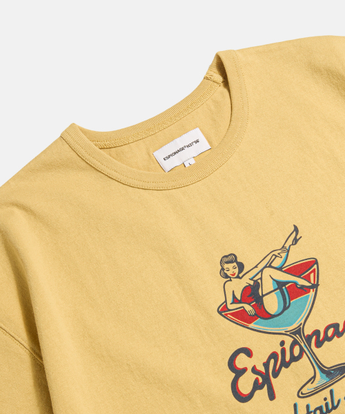 ESPIONAGE(エスピオナジ)の「Cocktail Lounge Heavyweight Tee Vintage Yellow(Tシャツ/カットソー・レディース・その他・MEDIUM/LARGE/X-LARGE)」の4枚目の写真