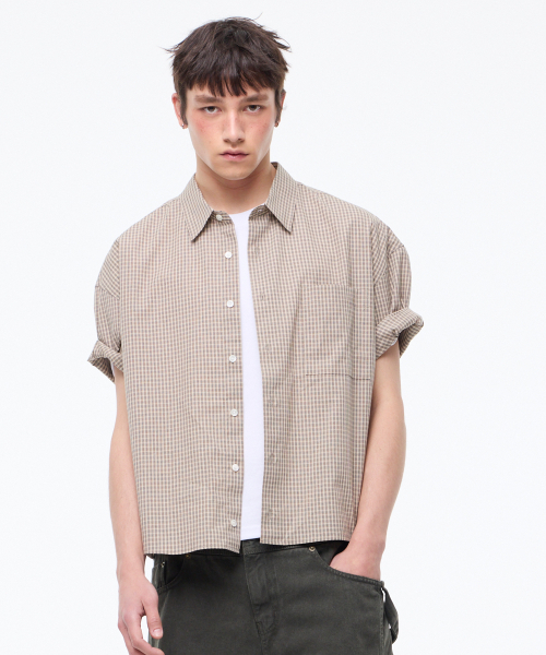 LEARVE(ルアブ)の「セグメントチェッククロップシャツベージュ(シャツ/ブラウス・メンズ・その他・LARGE/X-LARGE/MEDIUM)」の1枚目の写真
