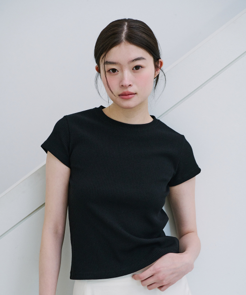 YUPPE(ヨッペ)の「GOLGI LINE T-SHIRT_BLACK(Tシャツ/カットソー・レディース・その他・SMALL/MEDIUM)」の1枚目の写真