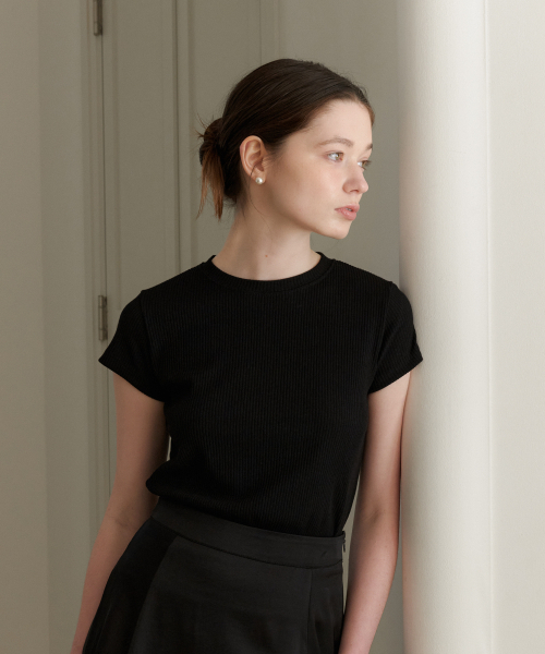 YUPPE(ヨッペ)の「GOLGI LINE T-SHIRT_BLACK(Tシャツ/カットソー・レディース・その他・SMALL/MEDIUM)」の4枚目の写真