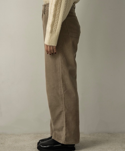 lawgy（ラウジー）の「straight corduroy pocket pants / ストレートコーデュロイポケットパンツ（その他パンツ・レディース・ブラウン/ベージュ/アイボリー・FREE）」の12枚目の写真
