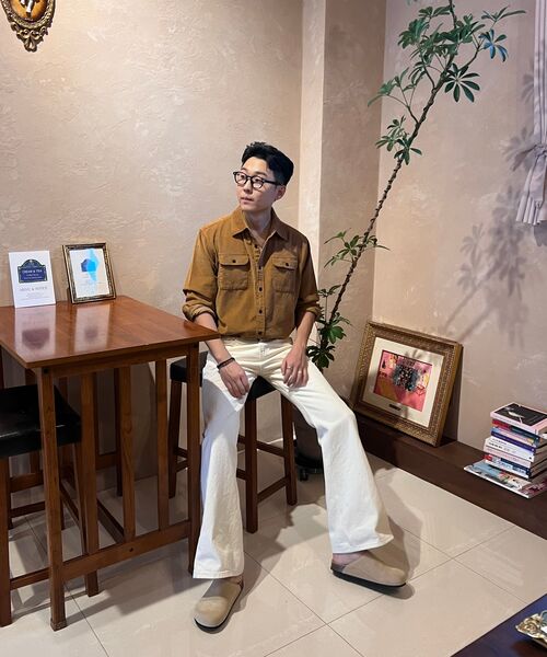 WEST GRAND BOULEVARD(ウエストグランドブルバード)の「ワードローブ コーデュロイ ワークシャツ BRONZE(シャツ/ブラウス・レディース・その他・MEDIUM/LARGE/X-LARGE/XX-LARGE)」の15枚目の写真