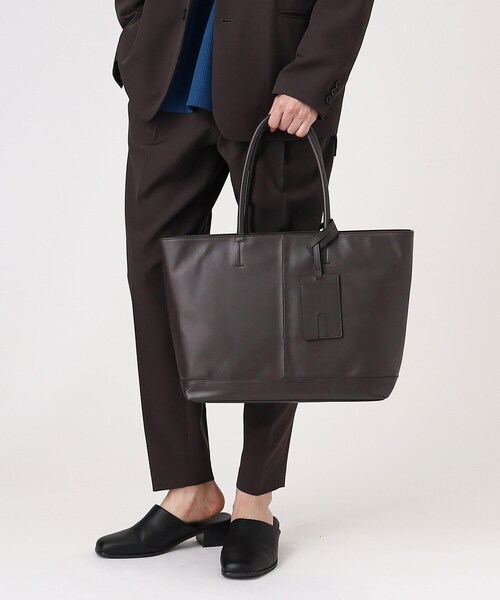 tk.TAKEO KIKUCHI（ティーケータケオキクチ）の「【WEB限定】レザートートバッグ（トートバッグ・メンズ・ブラック/ネイビー/ダークブラウン・00）」の11枚目の写真