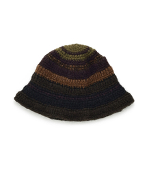 VELSEY（ベルジ）の「Handfork knitted beanie khaki brown（ニットキャップ/ビーニー）」