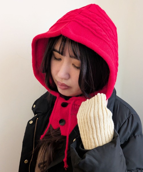 styiro（スタイロ）の「バラクラバ ニットフーディー ボタン リボン（ネックウォーマー/スヌード・レディース・レッド系2/レッド系1/ブラウン系1/ホワイト系1/グリーン系1/ブラック系2/ベージュ系2/ブラック系1・FREE）」の19枚目の写真