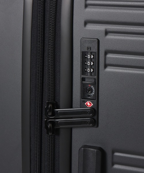 NIKE（ナイキ）の「NIKE 26inch HARDSHELL LUGGAGE / ナイキ 26インチ ハードシェル ラゲージ (96L)【SP】（スーツケース/キャリーバッグ・メンズ・ブラック・ONE SIZE）」の8枚目の写真