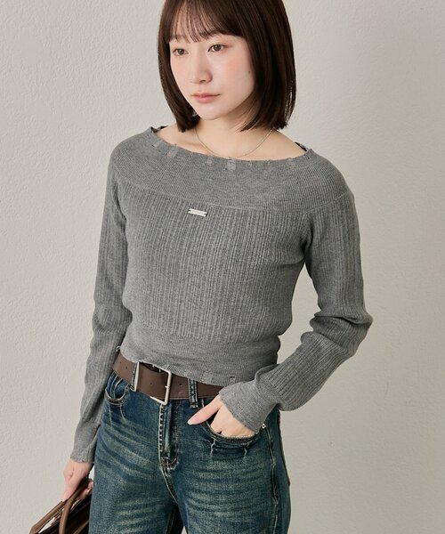mline（エムライン）の「[mline]プレート オフショルニット（ニット/セーター・レディース・ブラック/アイボリー/グレー・FREE）」の3枚目の写真