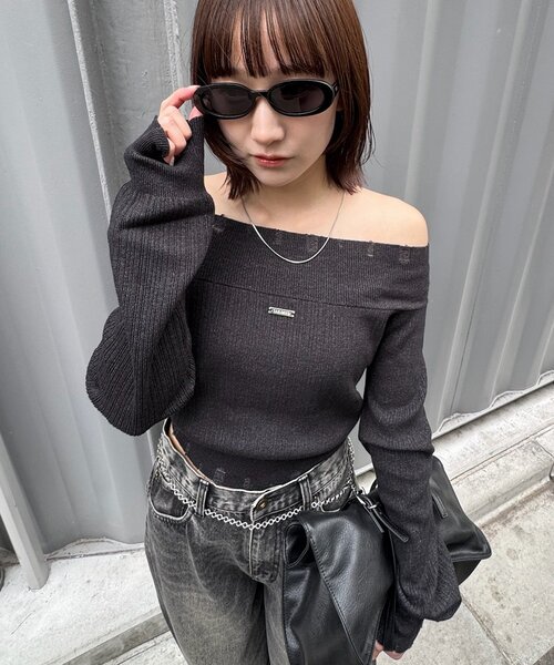 mline（エムライン）の「[mline]プレート オフショルニット（ニット/セーター・レディース・ブラック/アイボリー/グレー・FREE）」の10枚目の写真